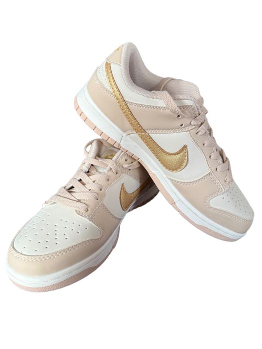 Nike Dunk Phantom Metallic Gold