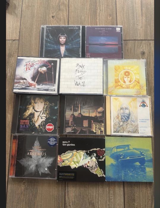 Rezerwacja płyty CD oryginalne stan bdb cena za komplet