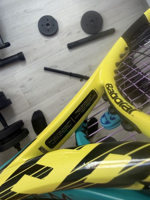 Elevate 305g i bavolat aero g rakiety tenisowe swietny stan i tanio do negocjacji