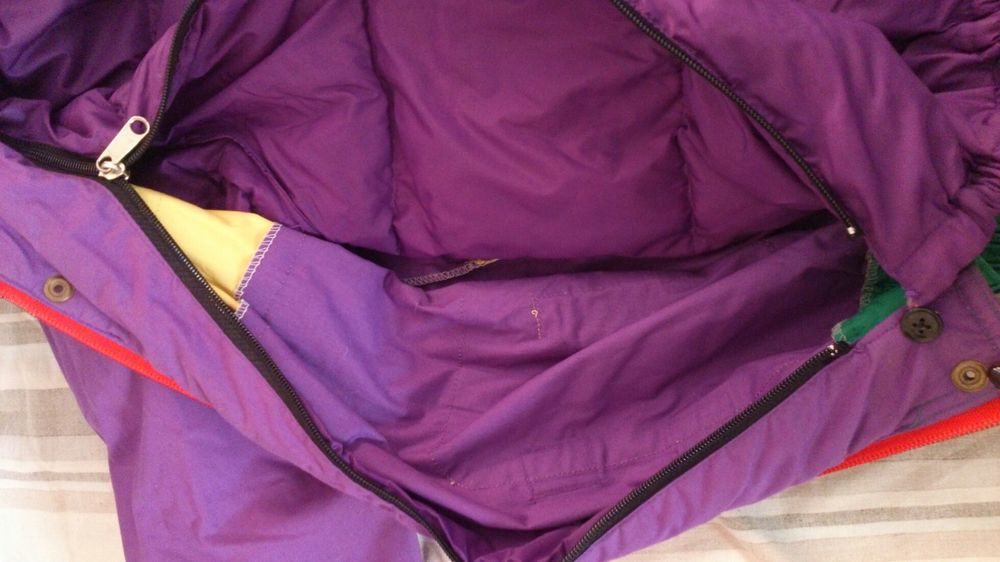 Теплый пуховик -ветровка на ребенка. Детская курточка