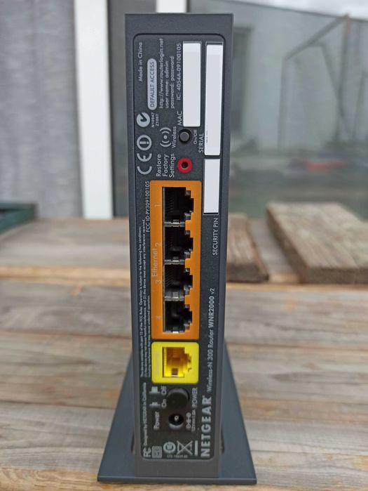 Netgear Wireless 300 router (Como Novo)64750859268738122