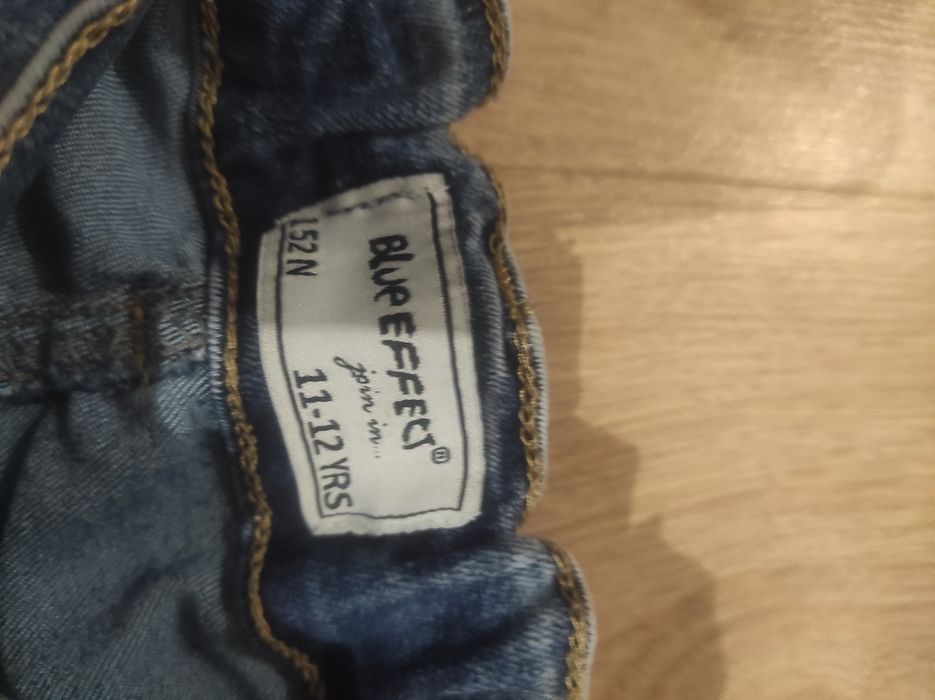 продам джинси дівочі