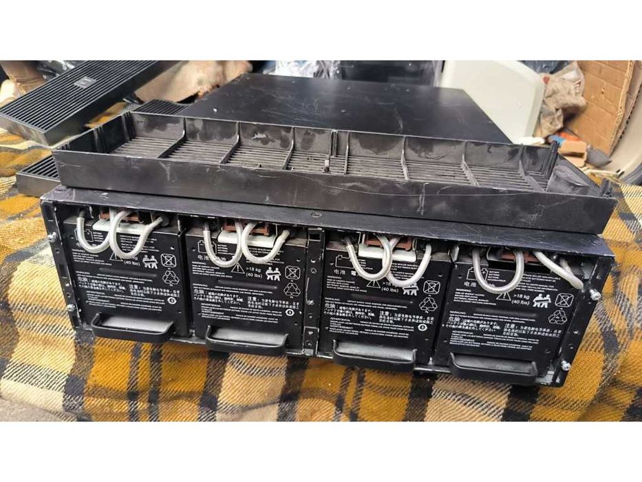 Батарейний блок SURT192XLBP