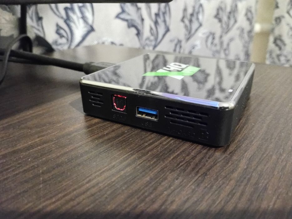 TV Android Приставка 4/32
