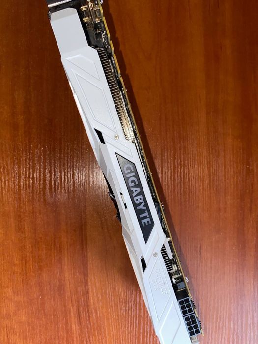 GTX 1080 ti 11gb gigabyte