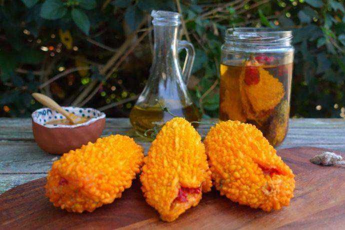 Момордика семена лиан