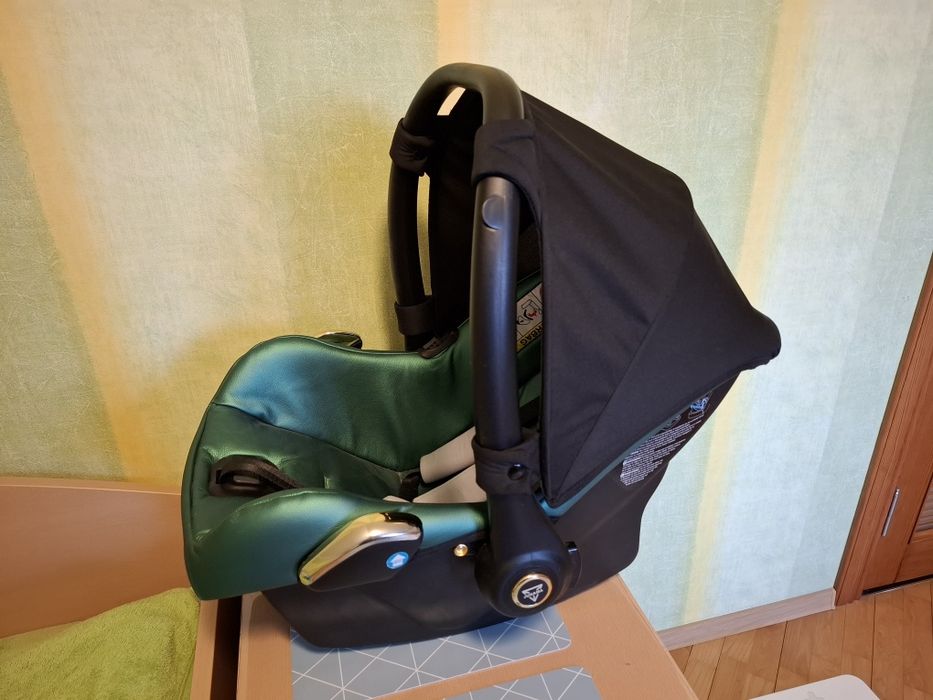 Автокрісло Junama