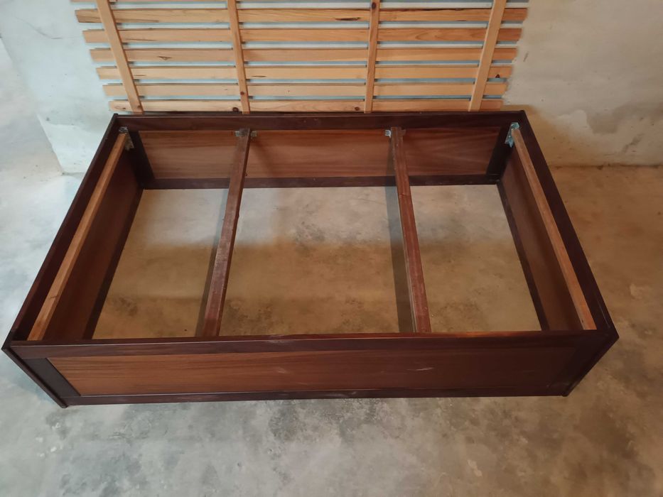 Cama Pinho Maciço como Nova