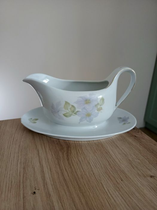 Porcelanowa sosjerka Tirschenreuth Bavaria Niemcy kwiaty złocenia