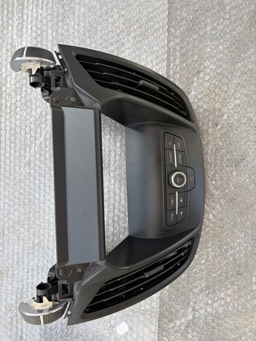 Ford Kuga mk2 lift panel sterowanie radio navi nawiew kratki