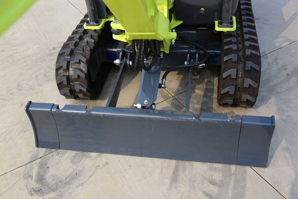 Mini Giratória LANDWARD XT12Pro 1200KG Motor Kubota