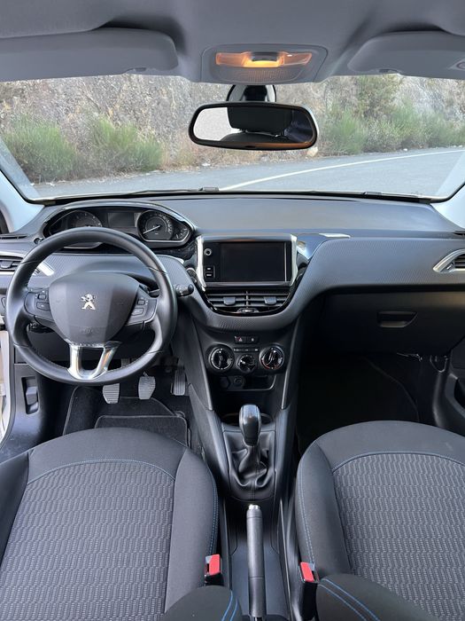 Peugeot 208 1.5 Blue-HDI Signature