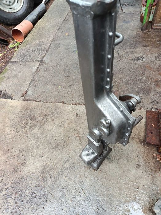 Lewarek kolejowy winda 5 ton