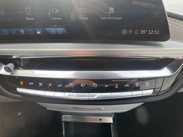 2024 Cadillac LYRIQ