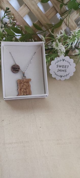 Colares em aço inoxidável personalizados