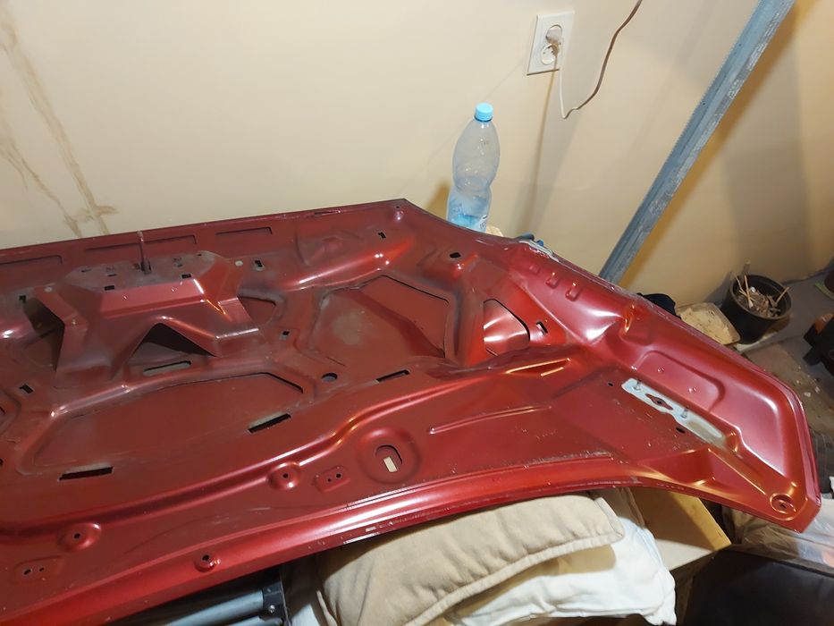 Капот Ford c-max hybrid 2013