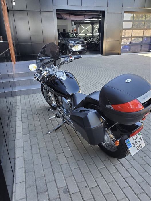 Yamaha Drag star 1100 custom
