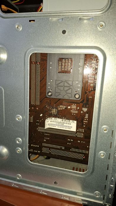 Продам монітор + системний блок на деталі