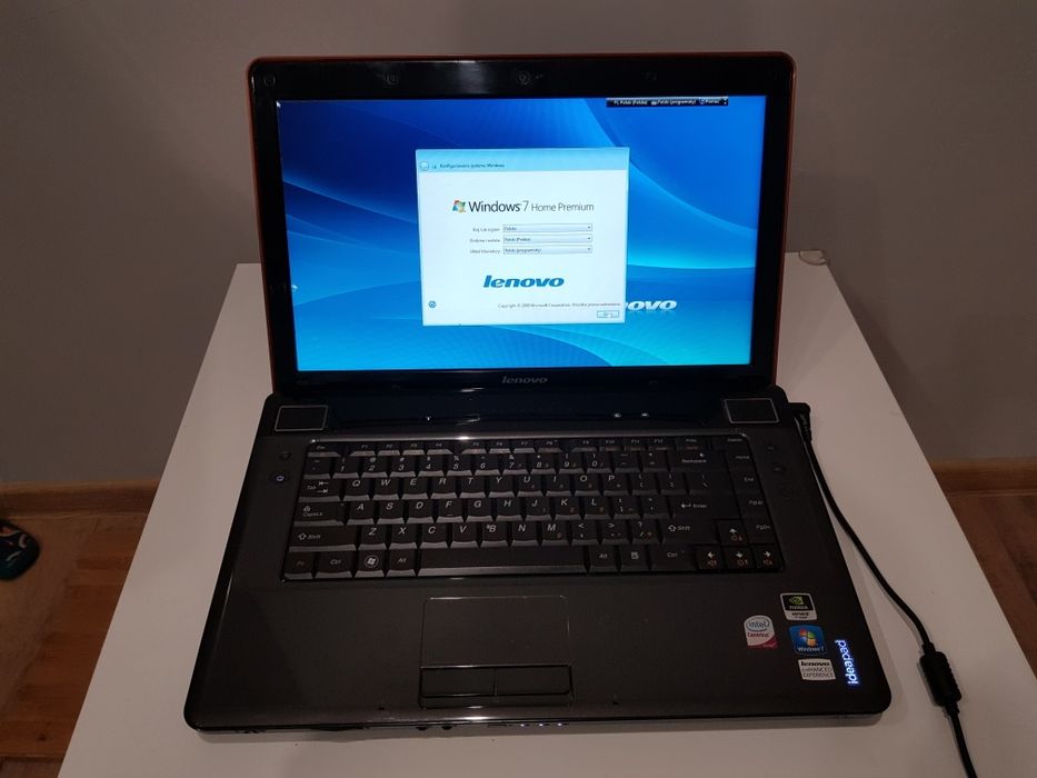 Laptop Lenovo Ideapad Y550