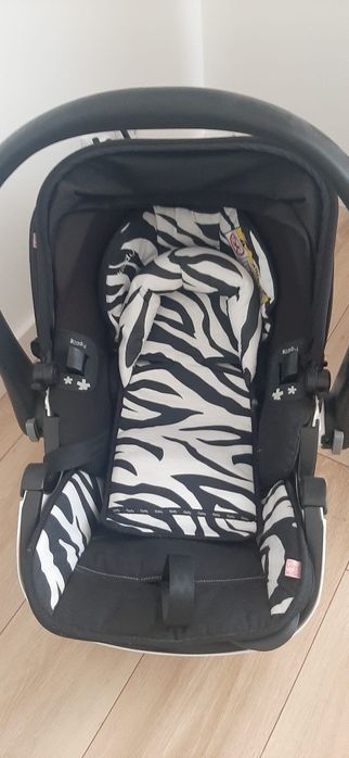 Fotelik kiddy wraz z bazą izofix