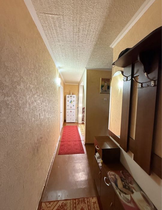 Продам 2/2/5 вул.Курсова 40.ЦЕНТР МІСТА