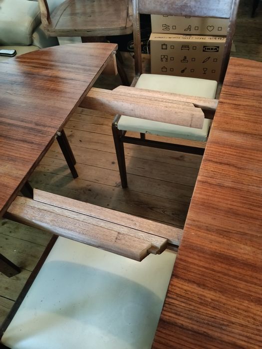 Mesa de jantar e cadeiras Olaio