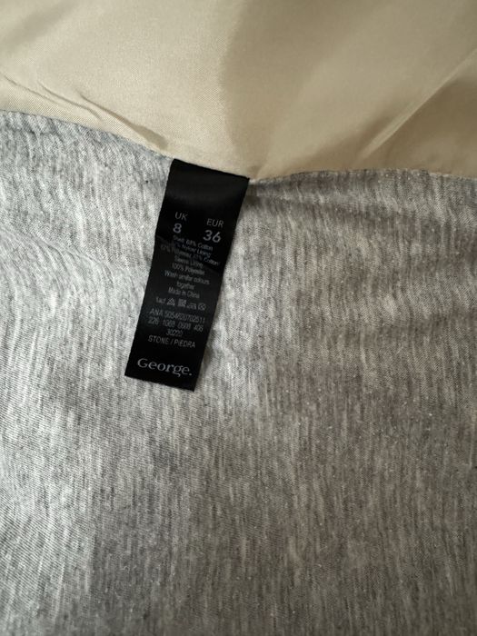 Куртка вітровка George