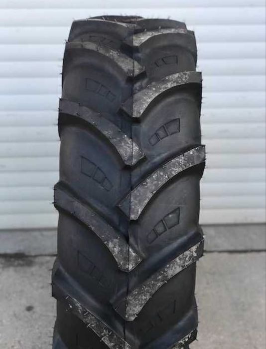 opona 12.4-28 8PR 1360 Traxmax Ursus C330