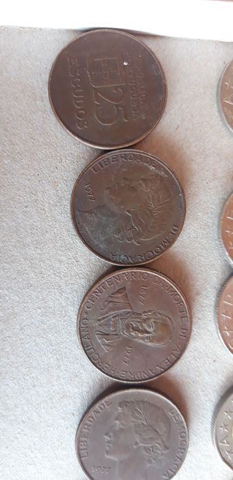 Conjunto de 45 Moedas Escudo Comemorativas/Outras