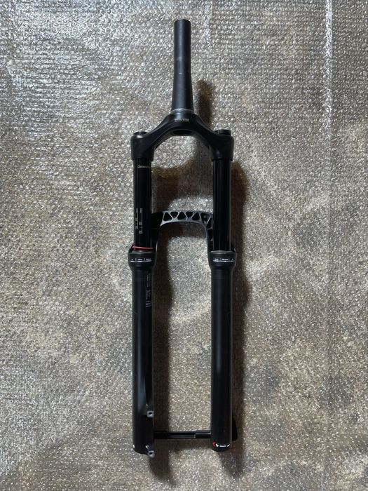 RockShox Sektor RL  DebonAir