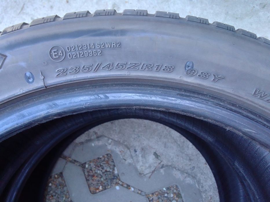 2 Opony wielosezonowe 235/45r18 NEXEN 2024r 6.5mm