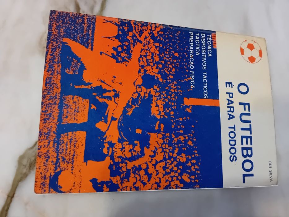 Conjunto de 2 Livros de Futebol