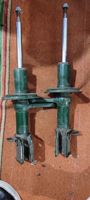 Передние амортизаторы Ваз 2110-2112 (Стойки)