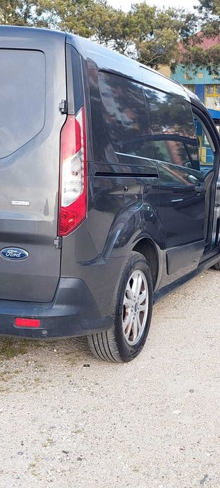 Ford transit conecct em bom estado