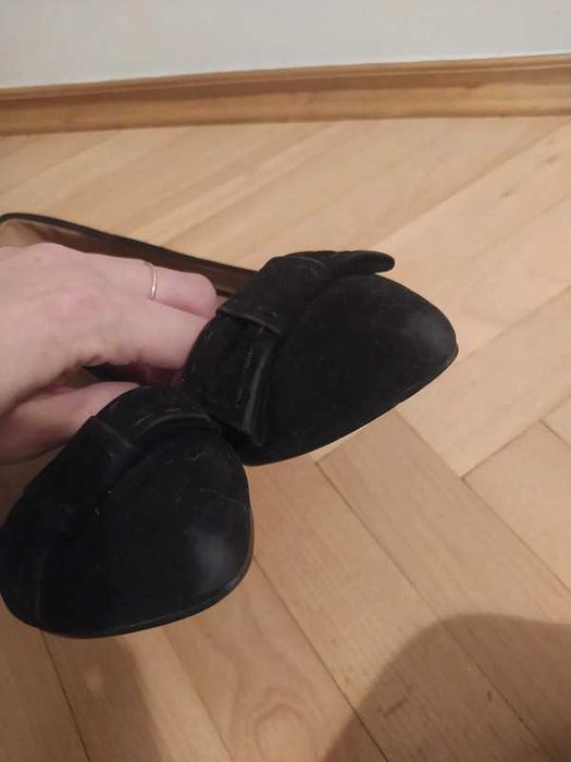 Czarne szpilki z kokardą r. 39