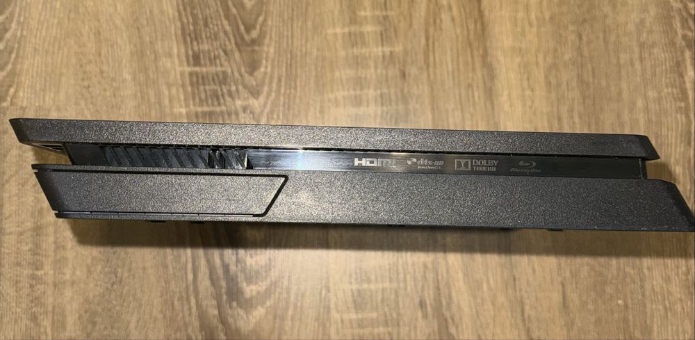 Sony playstation 4 на 1 TB