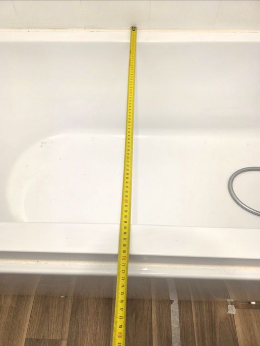 Banheira 158x70 e Misturadora com Chuveiro