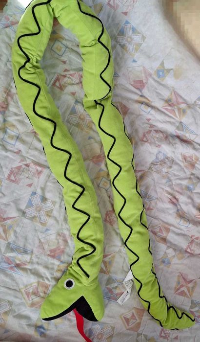 Велика змія ІКЕА