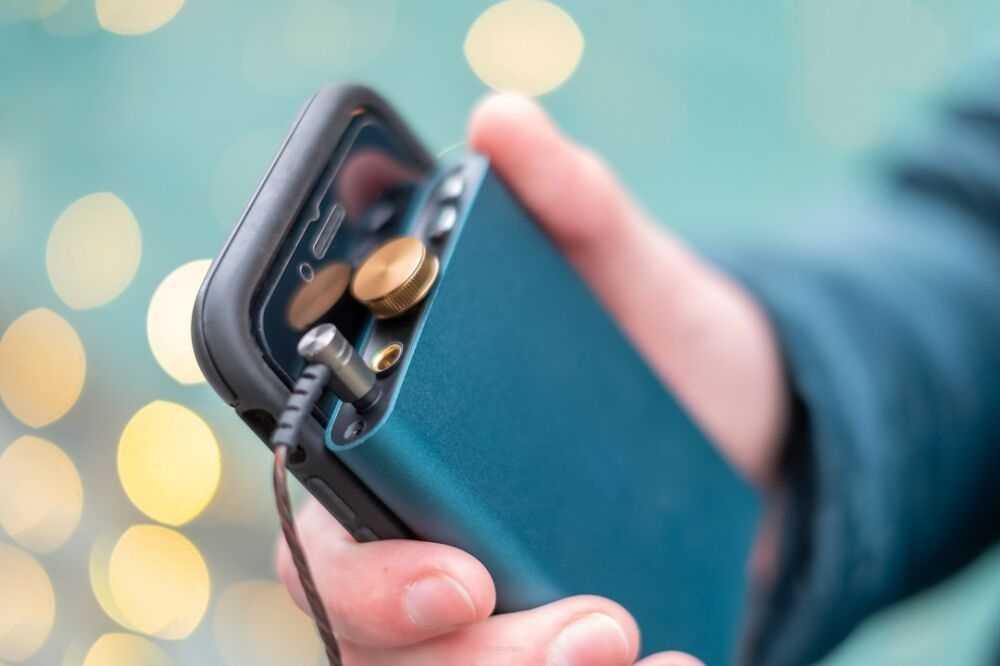 iFi Audio Hip-Dac - Przenośny wzmacniacz słuchawkowy z DAC