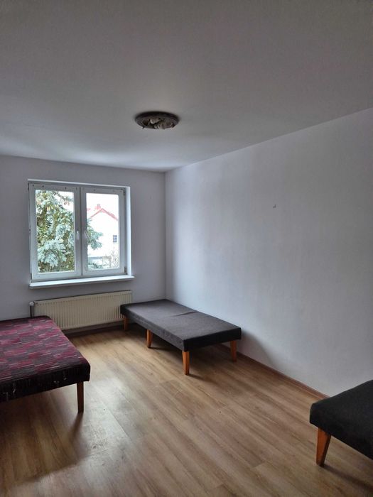 Dom na wynajem, 8 pokoi, Podolany