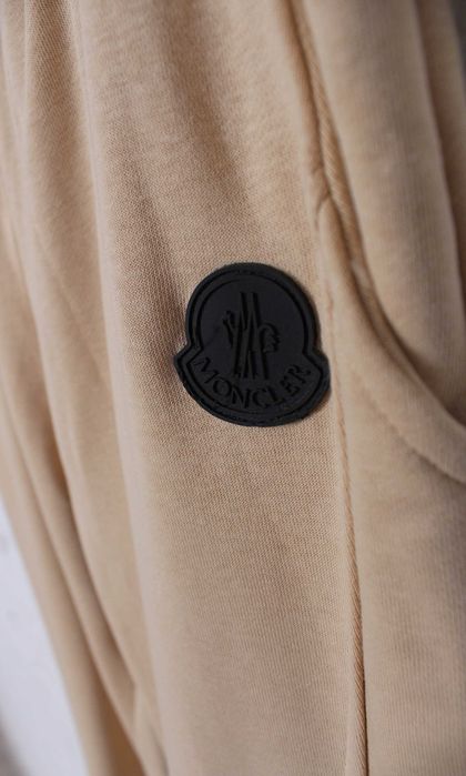 MONC komplet stylizowany 3 sztuki spodnie, bluza-dres + kamizelka r.M