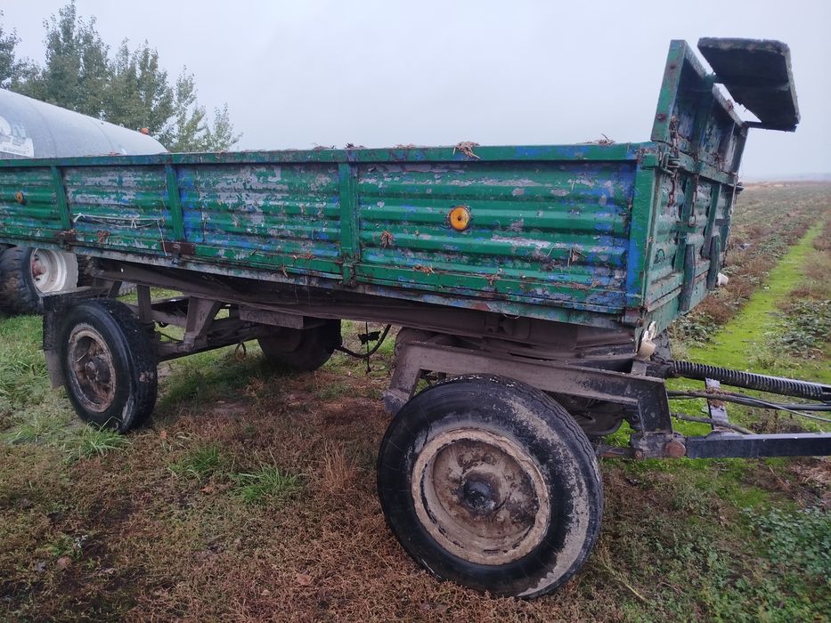 Przyczepa d-55 wywrotka