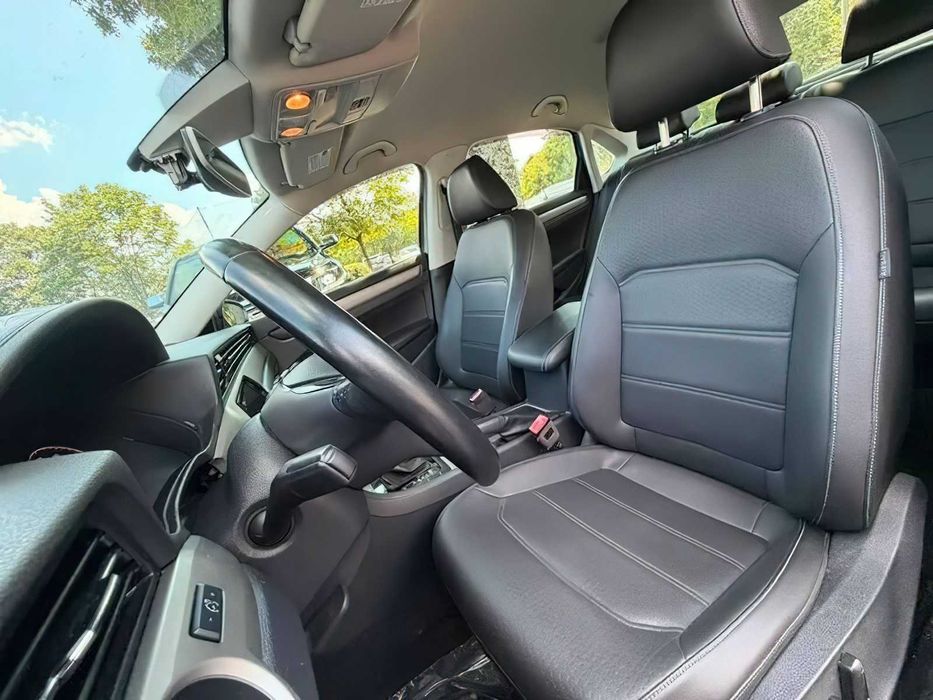 Volkswagen Passat      2020