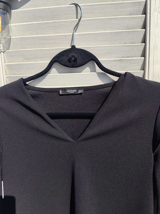 Letnia sukienka do kolan Violeta by Mango,  XS, dekolt V,  czarna stan dobry