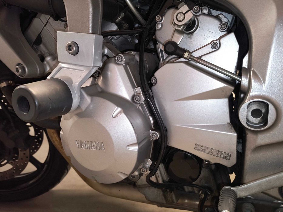 Yamaha FZ6 Fazer 600