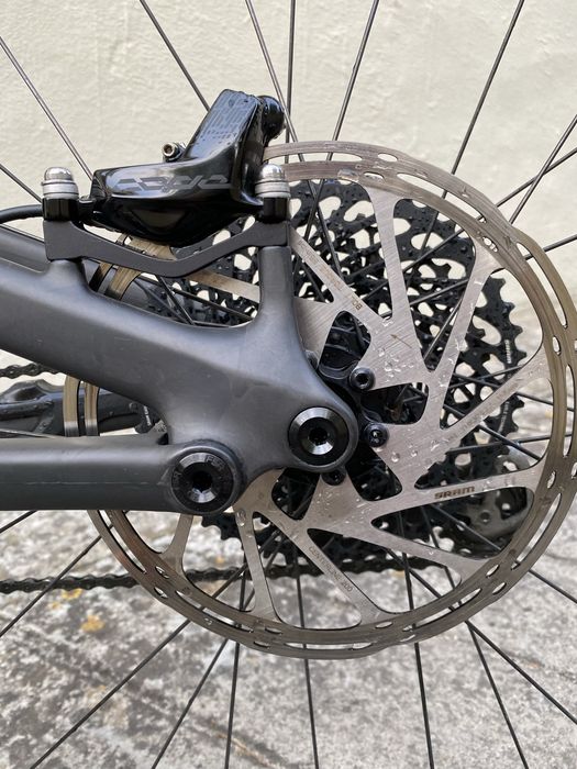 Specialized Stumpjumper EVO Pro 29 Carbono Suspensão total FOX