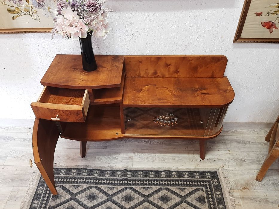 Urocza komoda po renowacji w stylu Art Deco