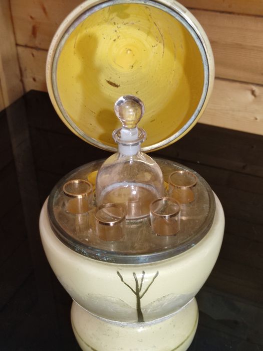 Licoreira ou Decanter em forma de ovo