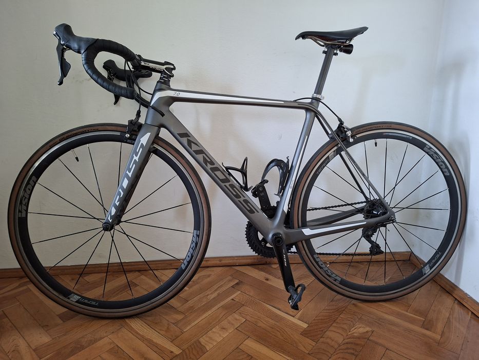 Rower szosowy Kross Vento 7.0 rozmiar M Shimano 105