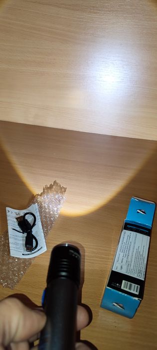 Фонарик Smiling Shark